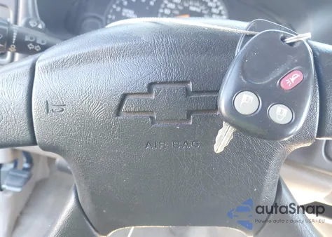 2004 Chevrolet Tahoe Ls z USA, uszkodzony, nr VIN 1GNEC13VX4J189791